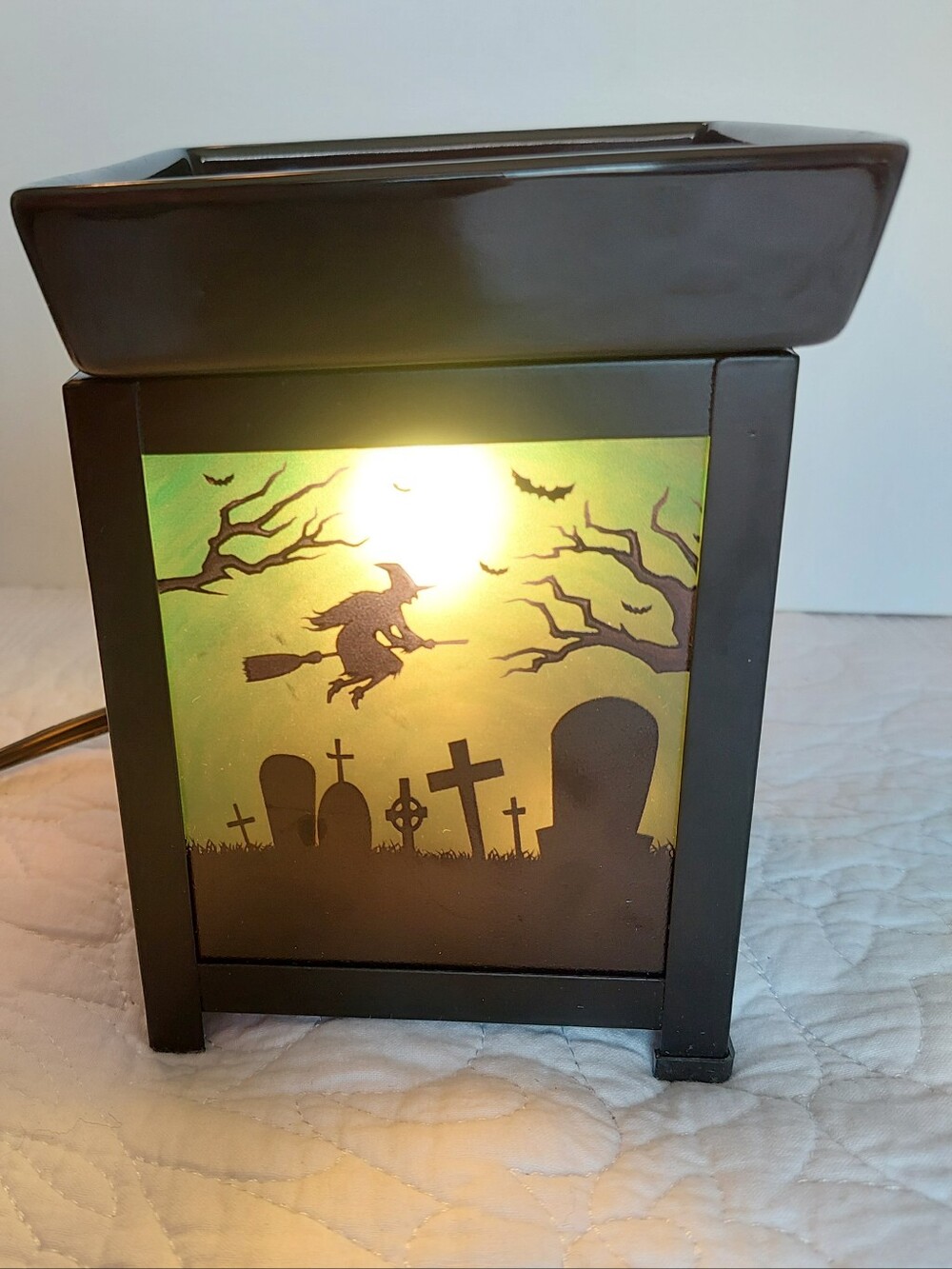 Scentsy Pumpkin Graveyard Warmer Halloween New Open Box